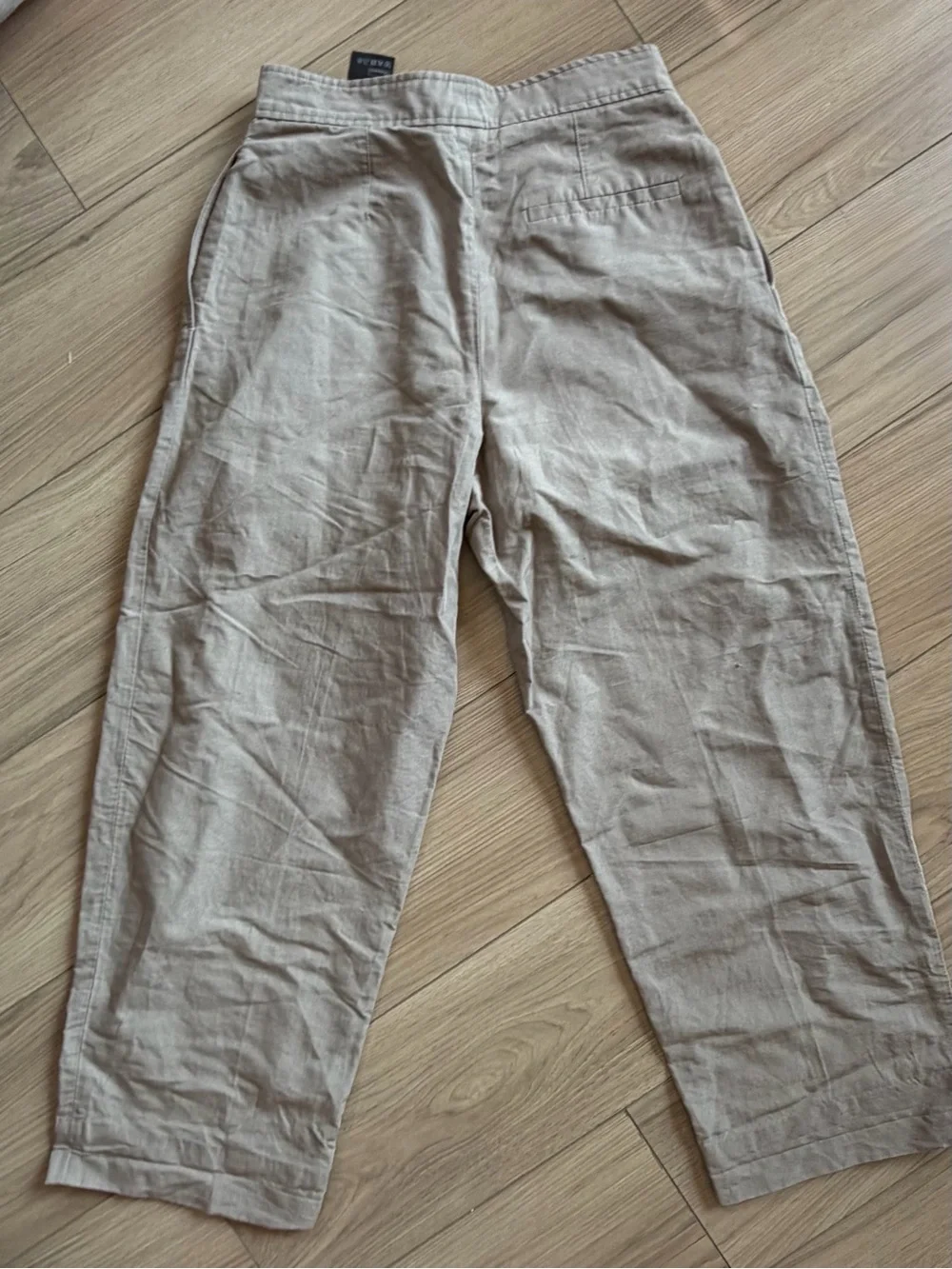 COS Womens Linen Cotton Blend Pleated High Rise Cropped Trousers Beige Sz 4